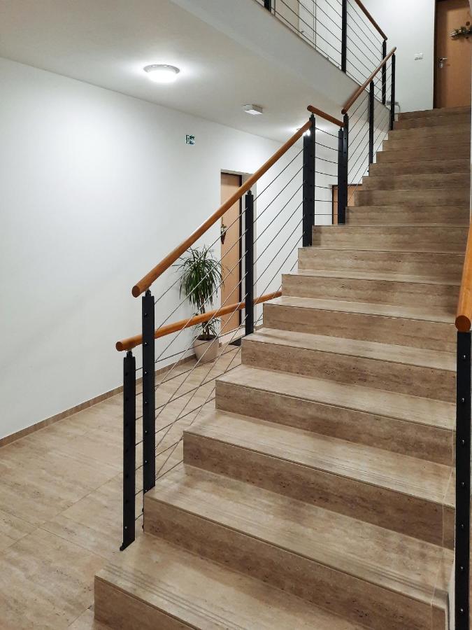 Enjoy Pula - New Apt With Terrace And Free Parking Garage Zewnętrze zdjęcie